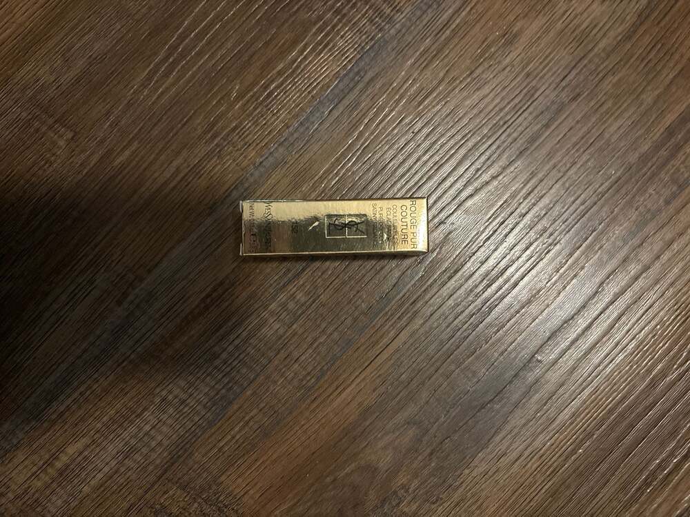 Yves Saint Laurent Rouge Pur Couture Satiny Radiance Lipstick #152 Rouge Extreme